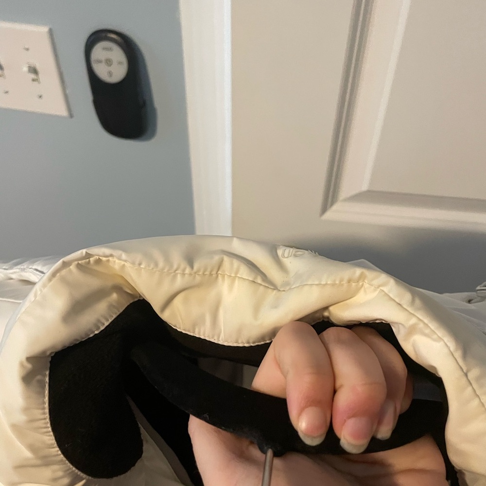 Calvin Klein Performance Puffer Coat - L - Picture 10 of 12